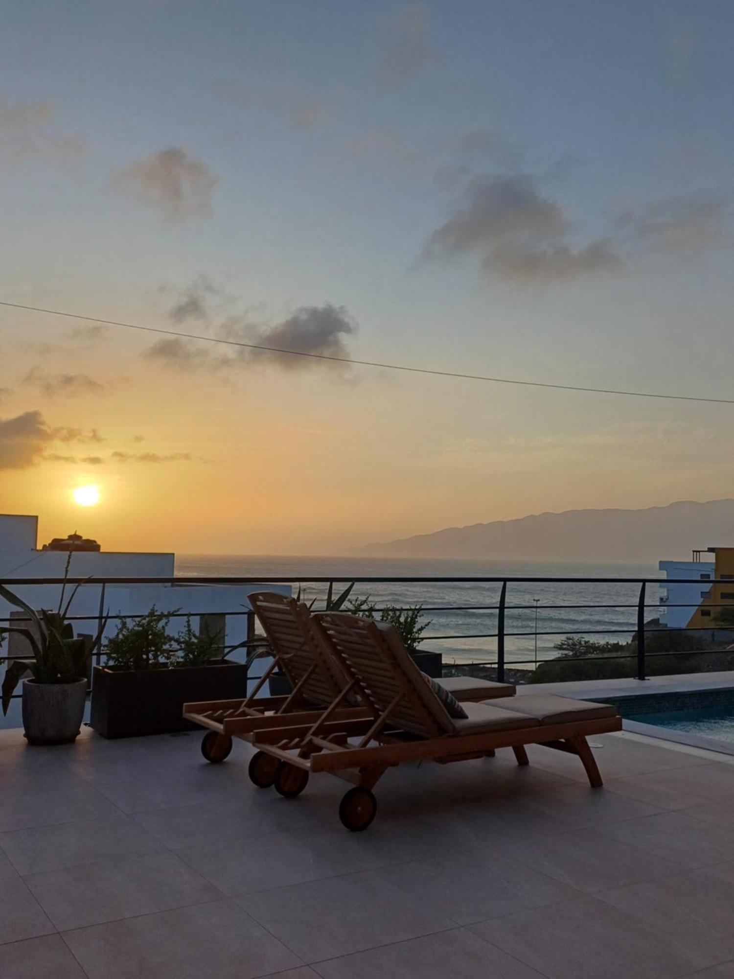 Bed and Breakfast Kasa Flor à Mindelo Extérieur photo